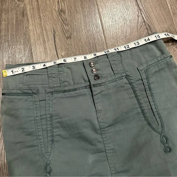 Vintage Women's DIESEL Y2K Military Skirt Khaki Green Size 27 Grunge Boho Rare