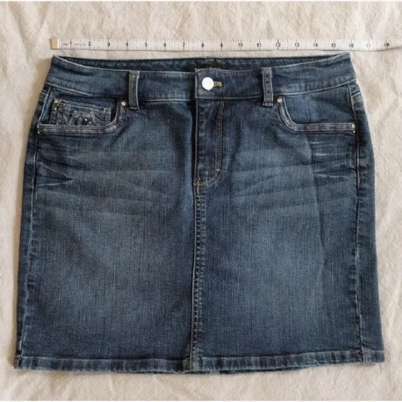 WHBM Jean Skirt Silver Studs &amp; Crystals Embellished Embroidered Pockets Denim 8